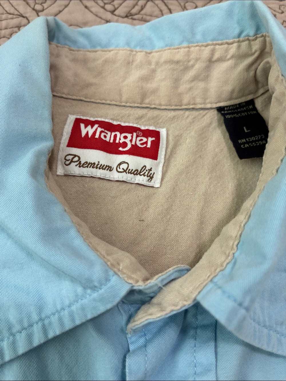 WRANGLER (*3*) Men’s EUC Light Blue & Striped Short Sleeve Button-Up Shirts Sz L - Picture 7 of 12